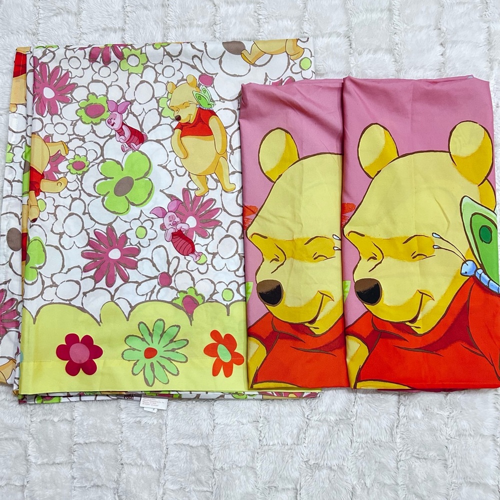 Winnie the Pooh Floral Print‎ Fabric